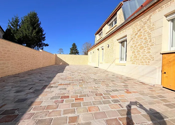 Maison Cosy Dans Village De Charme Avec Commerces *